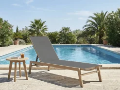 Bain de soleil en aluminium imitation bois