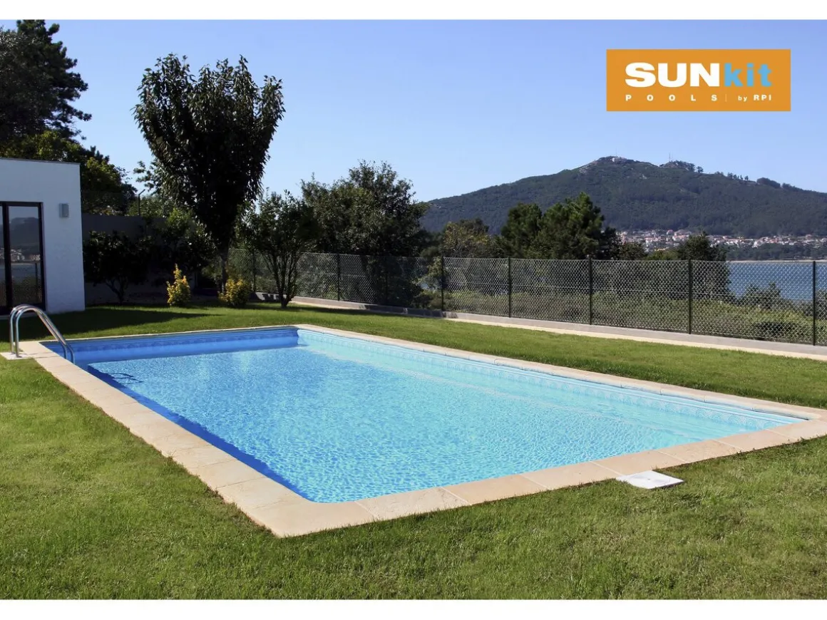 Piscine acier enterrée rectangle fond plat "Sunkit" - 7.00 x 3.50 x 1.40 m + Projecteur LED 12 V