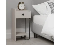 Table de chevet en bois