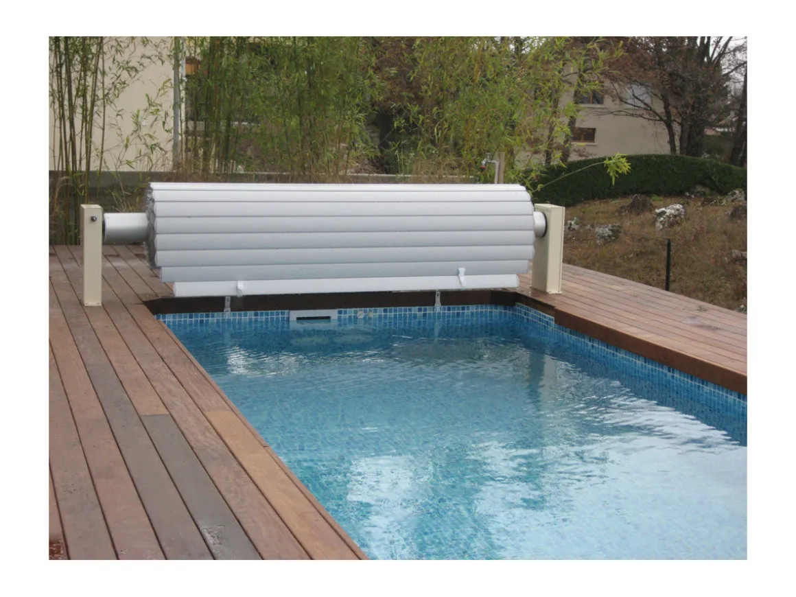 Volet roulant hors sol "Mouv & Roll " pour piscine Ibiza